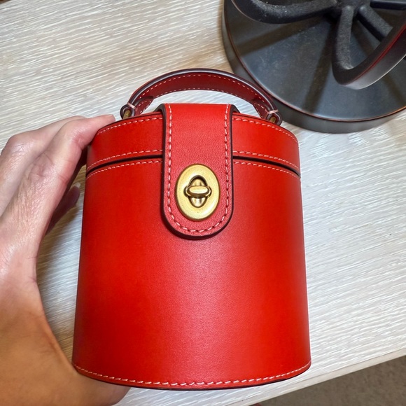 Coach Limited Edition Red Leather Music Jewelry Bag - Picture 2 of 7